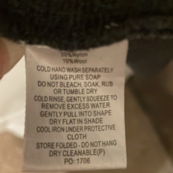 Long Vest - Picture 6 of 6